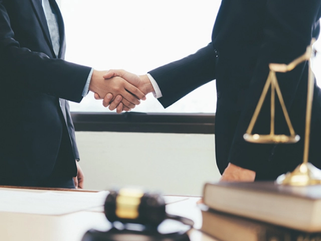 弁護士との顧問契約について